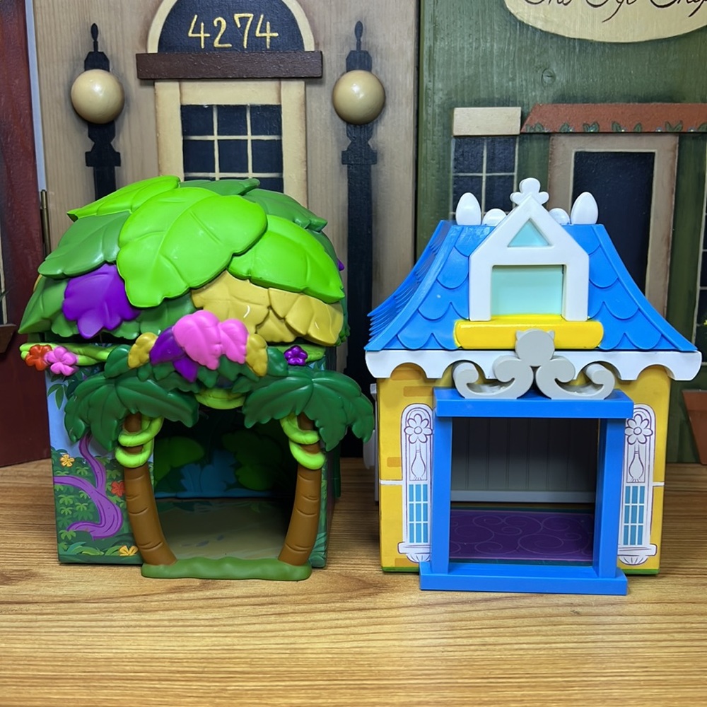 Lot of 2 Disney Furrytale Friends Starter Home Playsets W 5.5" x H 4"